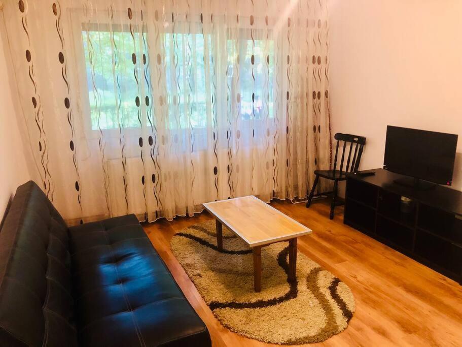 Joy Bucuresti 4 2 Apartment *